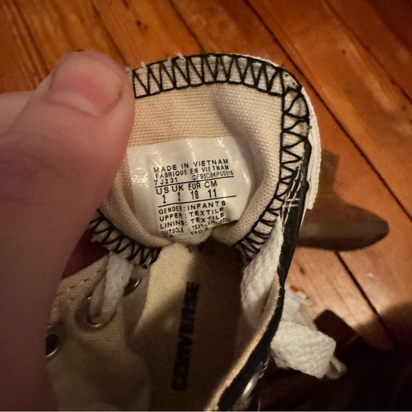 Baby High Top Black Lace Up Converse Size 2 Black - Picture 5 of 5